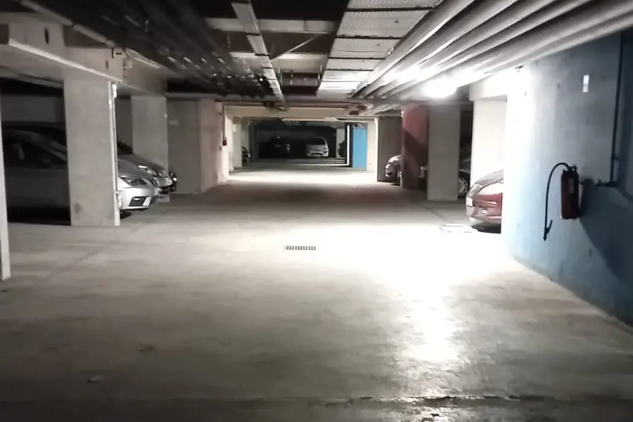 Entretien de parking, autolaveuse parking, nettoyage haute pression de parking, londell-services